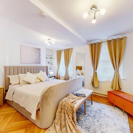 Park Lane Apartments Harrowby Street ลอนดอน ภายนอก รูปภาพ